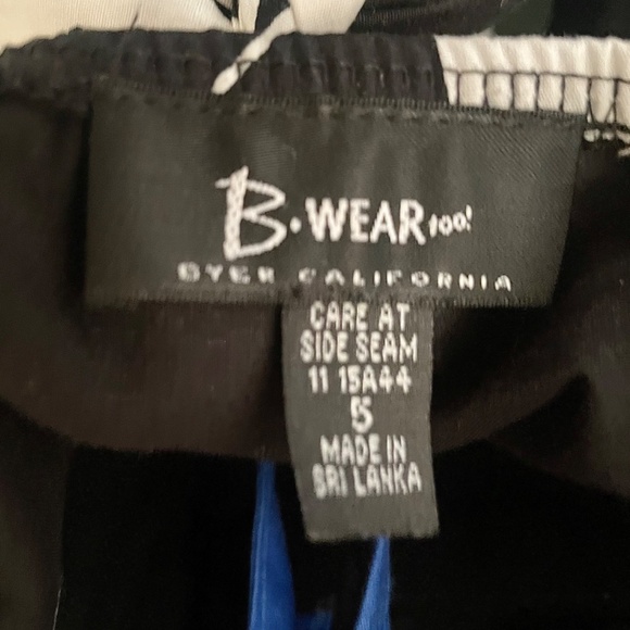 Summer Halter Floral Sundress - Picture 7 of 7